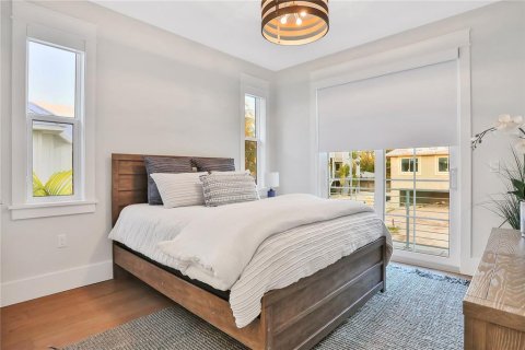 Casa en alquiler en Longboat Key, Florida, 3 dormitorios, 207.17 m2 № 228416 - foto 7