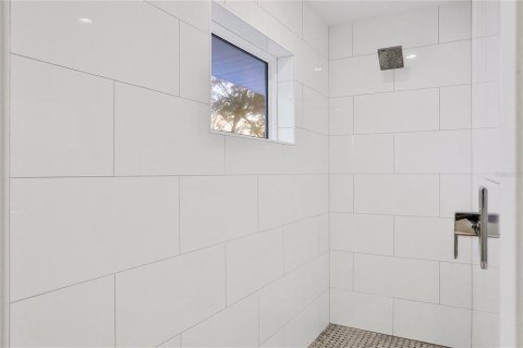 Casa en alquiler en Longboat Key, Florida, 3 dormitorios, 207.17 m2 № 228416 - foto 8
