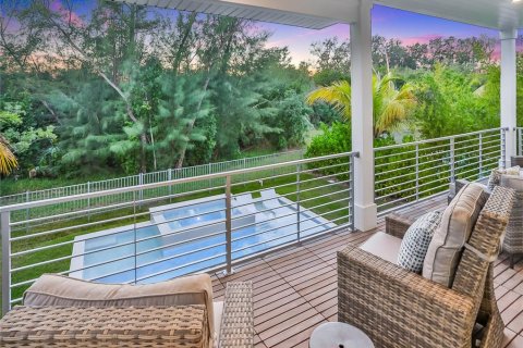 Casa en alquiler en Longboat Key, Florida, 3 dormitorios, 207.17 m2 № 228416 - foto 19