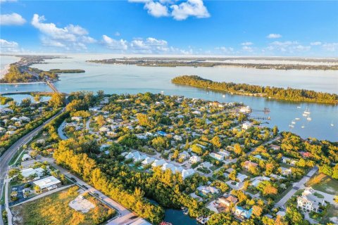 Casa en alquiler en Longboat Key, Florida, 3 dormitorios, 207.17 m2 № 228416 - foto 2