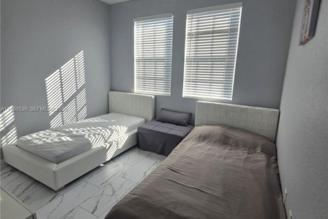 Adosado en alquiler en Boca Raton, Florida, 3 dormitorios, 198.44 m2 № 2010562 - foto 15