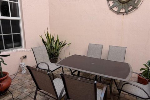 Adosado en alquiler en Boca Raton, Florida, 3 dormitorios, 198.44 m2 № 2010562 - foto 28