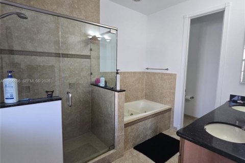 Adosado en alquiler en Boca Raton, Florida, 3 dormitorios, 198.44 m2 № 2010562 - foto 21