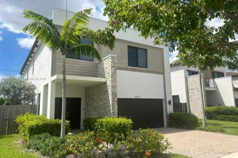 Villa ou maison à Miami, Floride 5 chambres, 263.19 m2 № 2039030