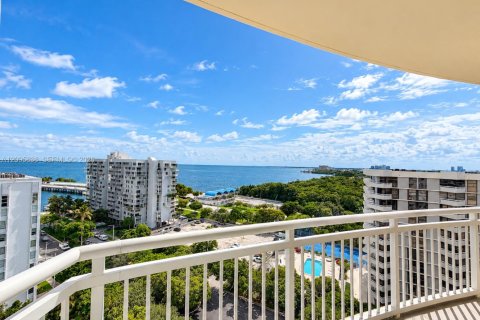 Copropriété à louer à Miami, Floride: 1 chambre, 83.61 m2 № 2390006 - photo 17