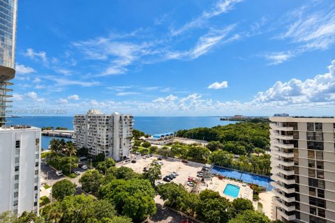 Condo à Miami, Floride, 1 chambre  № 2390006