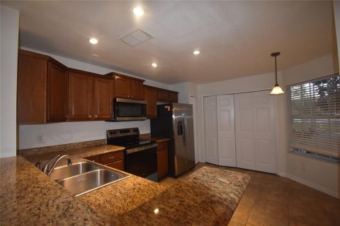 Adosado en alquiler en Apopka, Florida, 3 dormitorios, 140 m2 № 2102398 - foto 5