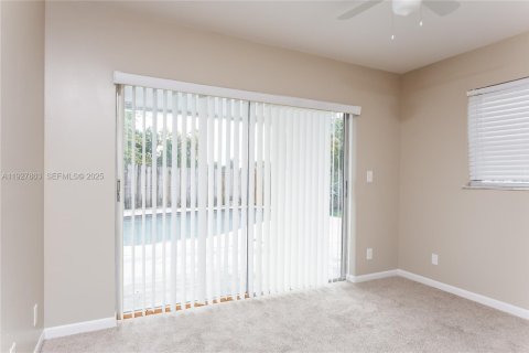 Снять в аренду виллу или дом в Веллингтон, Флорида 4 спальни, 173.73м2, № 1988136 - фото 6