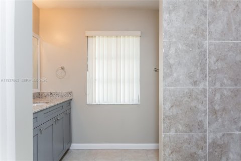 Снять в аренду виллу или дом в Веллингтон, Флорида 4 спальни, 173.73м2, № 1988136 - фото 11