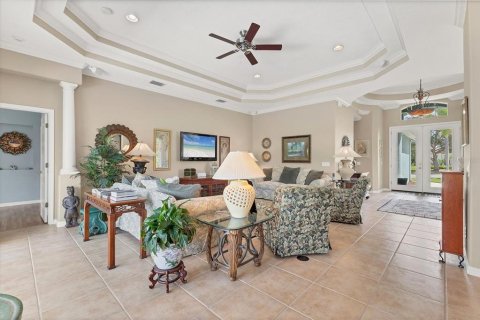 House in North Port, Florida 3 bedrooms, 236.16 sq.m. № 1884169 - photo 11