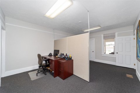Propiedad comercial en venta en Ocala, Florida, 343.27 m2 № 1795542 - foto 4