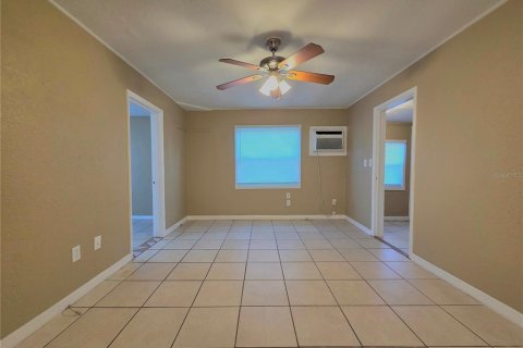 Propiedad comercial en venta en Lakeland, Florida, 6 dormitorios, 186.92 m2 № 2105619 - foto 23