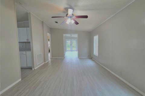 Propiedad comercial en venta en Lakeland, Florida, 6 dormitorios, 186.92 m2 № 2105619 - foto 6