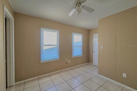 Propiedad comercial en venta en Lakeland, Florida, 6 dormitorios, 186.92 m2 № 2105619 - foto 22