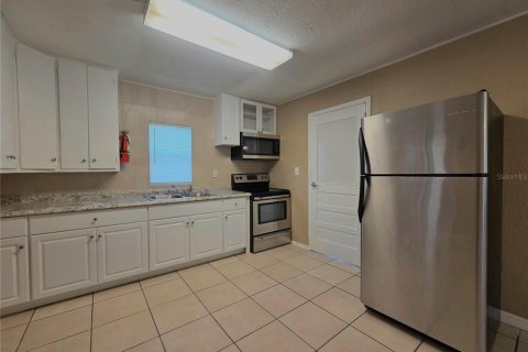 Propiedad comercial en venta en Lakeland, Florida, 6 dormitorios, 186.92 m2 № 2105619 - foto 21