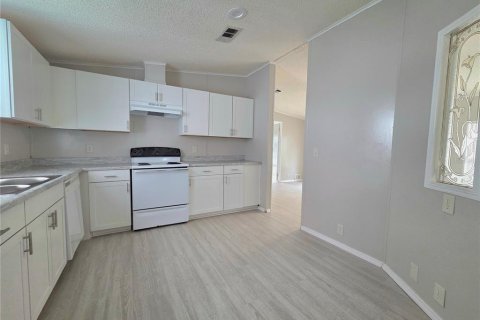 Propiedad comercial en venta en Lakeland, Florida, 6 dormitorios, 186.92 m2 № 2105619 - foto 5