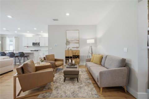Casa en venta en Plant City, Florida, 3 dormitorios, 171.31 m2 № 2233651 - foto 8