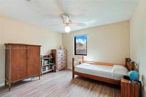 Купить виллу или дом в Хомстед, Флорида 4 спальни, 220.74м2, № 2051151 - фото 20