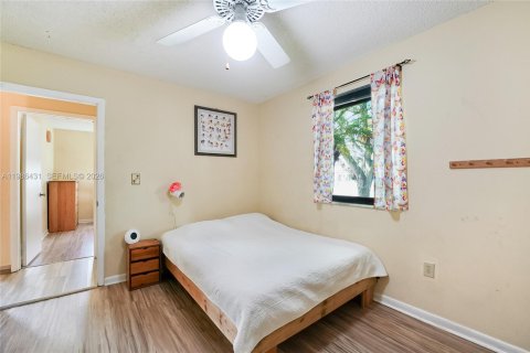 Купить виллу или дом в Хомстед, Флорида 4 спальни, 220.74м2, № 2051151 - фото 19