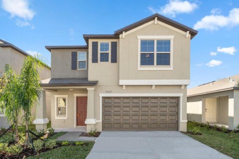 House in Tampa, Florida 6 bedrooms, 242.85 sq.m. № 2228005