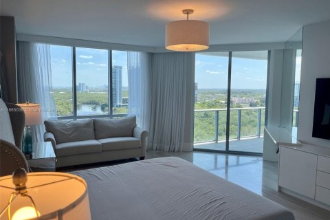 Снять в аренду кондоминиум в Норт-Майами-Бич, Флорида 3 спальни, 199.93м2, № 1893259 - фото 6