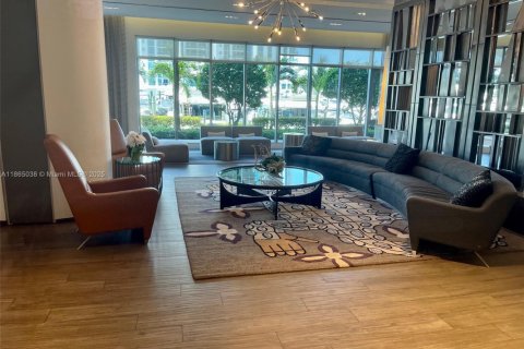 Снять в аренду кондоминиум в Норт-Майами-Бич, Флорида 3 спальни, 199.93м2, № 1893259 - фото 20