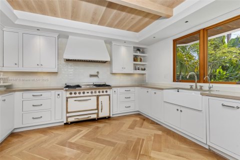 Casa en venta en Miami Beach, Florida, 4 dormitorios, 328.78 m2 № 1714979 - foto 7