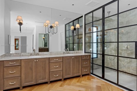 Casa en venta en Miami Beach, Florida, 4 dormitorios, 328.78 m2 № 1714979 - foto 26