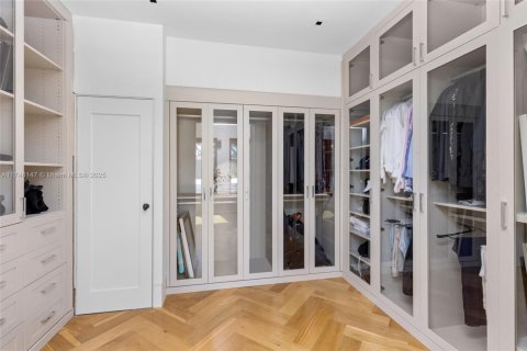Casa en venta en Miami Beach, Florida, 4 dormitorios, 328.78 m2 № 1714979 - foto 22
