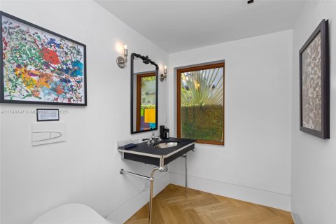 Casa en venta en Miami Beach, Florida, 4 dormitorios, 328.78 m2 № 1714979 - foto 10