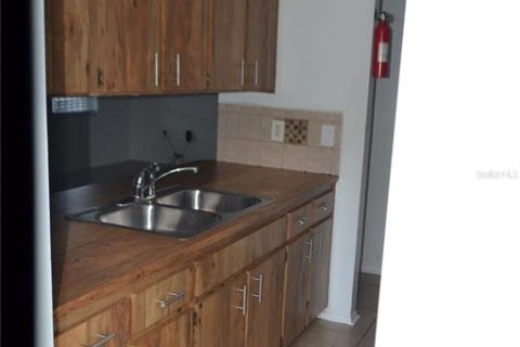 Villa ou maison à louer à Tampa, Floride: 3 chambres, 93.65 m2 № 2380627 - photo 20