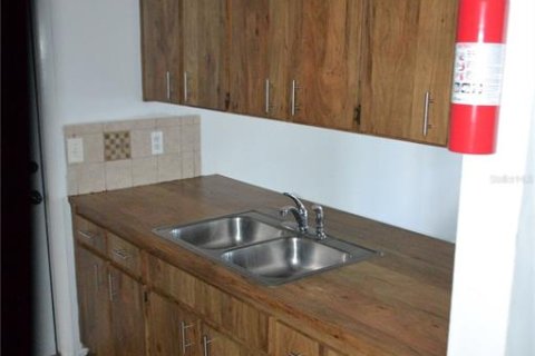 Villa ou maison à louer à Tampa, Floride: 3 chambres, 93.65 m2 № 2380627 - photo 22
