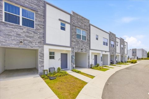 Touwnhouse à louer à Davenport, Floride: 3 chambres, 138.7 m2 № 2111080 - photo 3