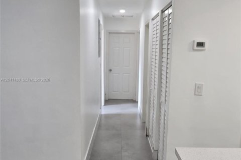 Villa ou maison à vendre à Fort Lauderdale, Floride: 3 chambres, 136.38 m2 № 2176794 - photo 11