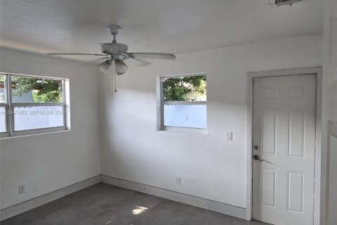 Villa ou maison à vendre à Fort Lauderdale, Floride: 3 chambres, 136.38 m2 № 2176794 - photo 9