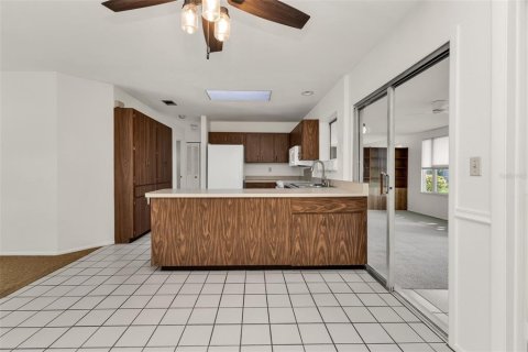 House in North Port, Florida 2 bedrooms, 118.17 sq.m. № 2208335 - photo 26