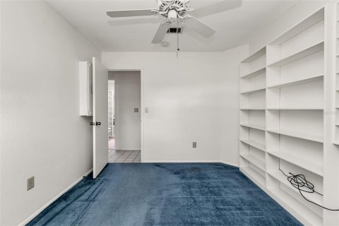 House in North Port, Florida 2 bedrooms, 118.17 sq.m. № 2208335 - photo 29