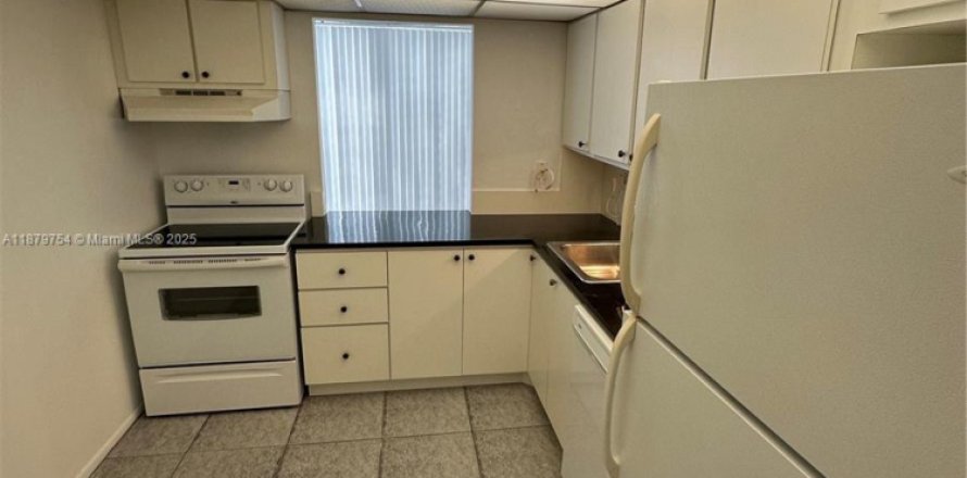 Condo à Hallandale Beach, Floride, 1 chambre № 1921642