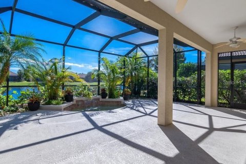 House in Venice, Florida 2 bedrooms, 178 sq.m. № 2339453 - photo 4