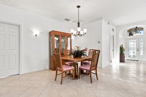 House in Venice, Florida 2 bedrooms, 178 sq.m. № 2339453 - photo 16