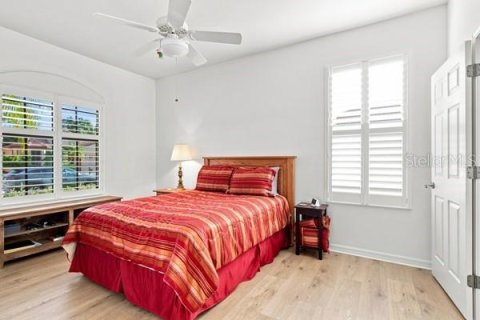 House in Venice, Florida 2 bedrooms, 178 sq.m. № 2339453 - photo 25