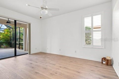 House in Venice, Florida 2 bedrooms, 178 sq.m. № 2339453 - photo 20