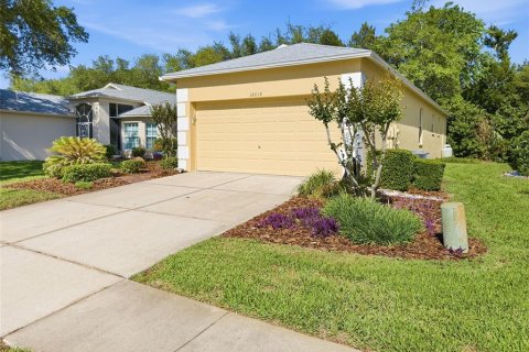 House in Hudson, Florida 3 bedrooms, 142.7 sq.m. № 2157537 - photo 2