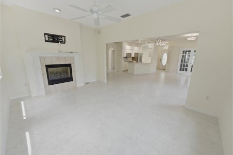 House in Hudson, Florida 3 bedrooms, 142.7 sq.m. № 2157537 - photo 25