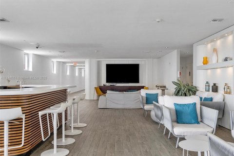 Hotel en venta en Hallandale Beach, Florida, 2 dormitorios, 95.5 m2 № 1840806 - foto 26