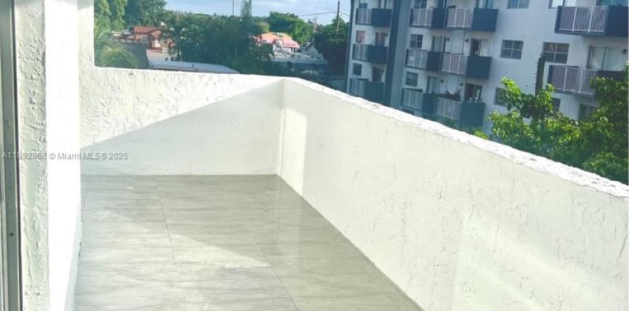Condo à Miami, Floride, 3 chambres № 1946450