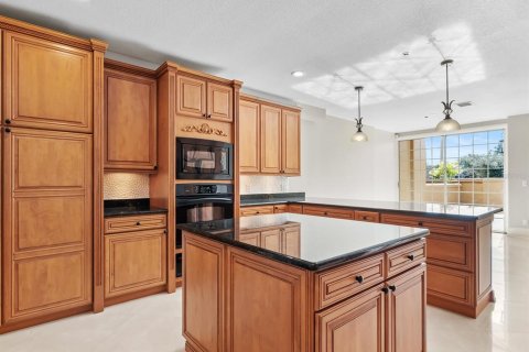 Condo in Orlando, Florida, 3 bedrooms  № 1566026 - photo 5