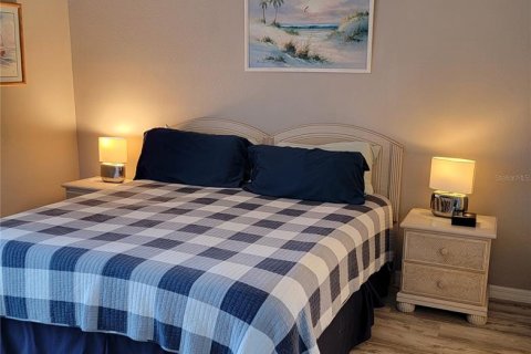 Condominio en alquiler en Sarasota, Florida, 2 dormitorios, 102.75 m2 № 1631770 - foto 9