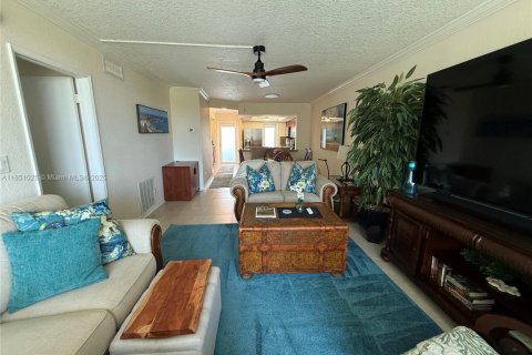 Condo in Pompano Beach, Florida, 2 bedrooms  № 1855264 - photo 28