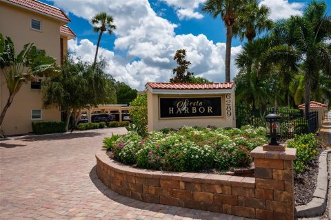 Condominio en venta en Sarasota, Florida, 2 dormitorios, 86.31 m2 № 1690509 - foto 24